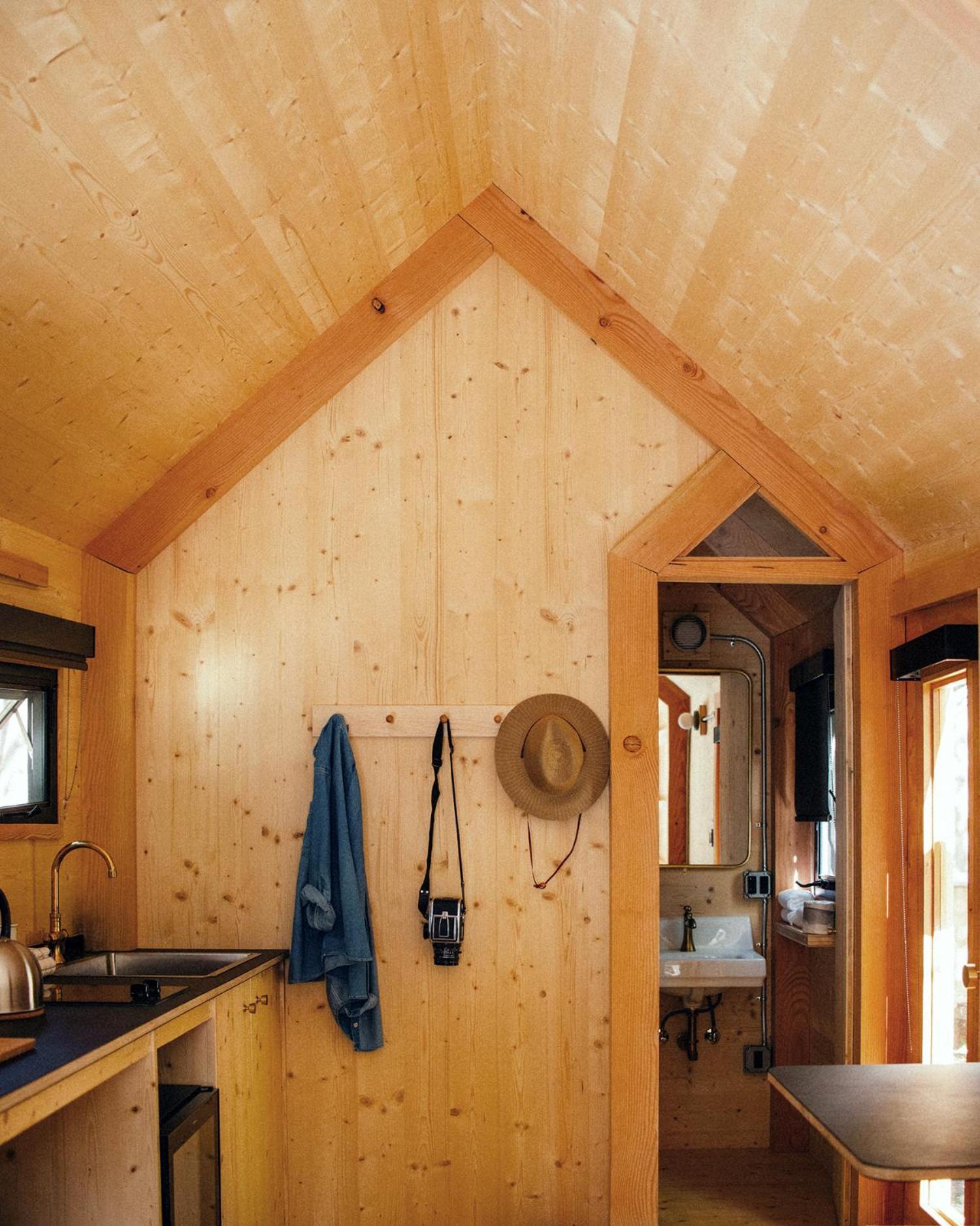 Johnson'S Beach Cabins And Campground Герневилл Экстерьер фото