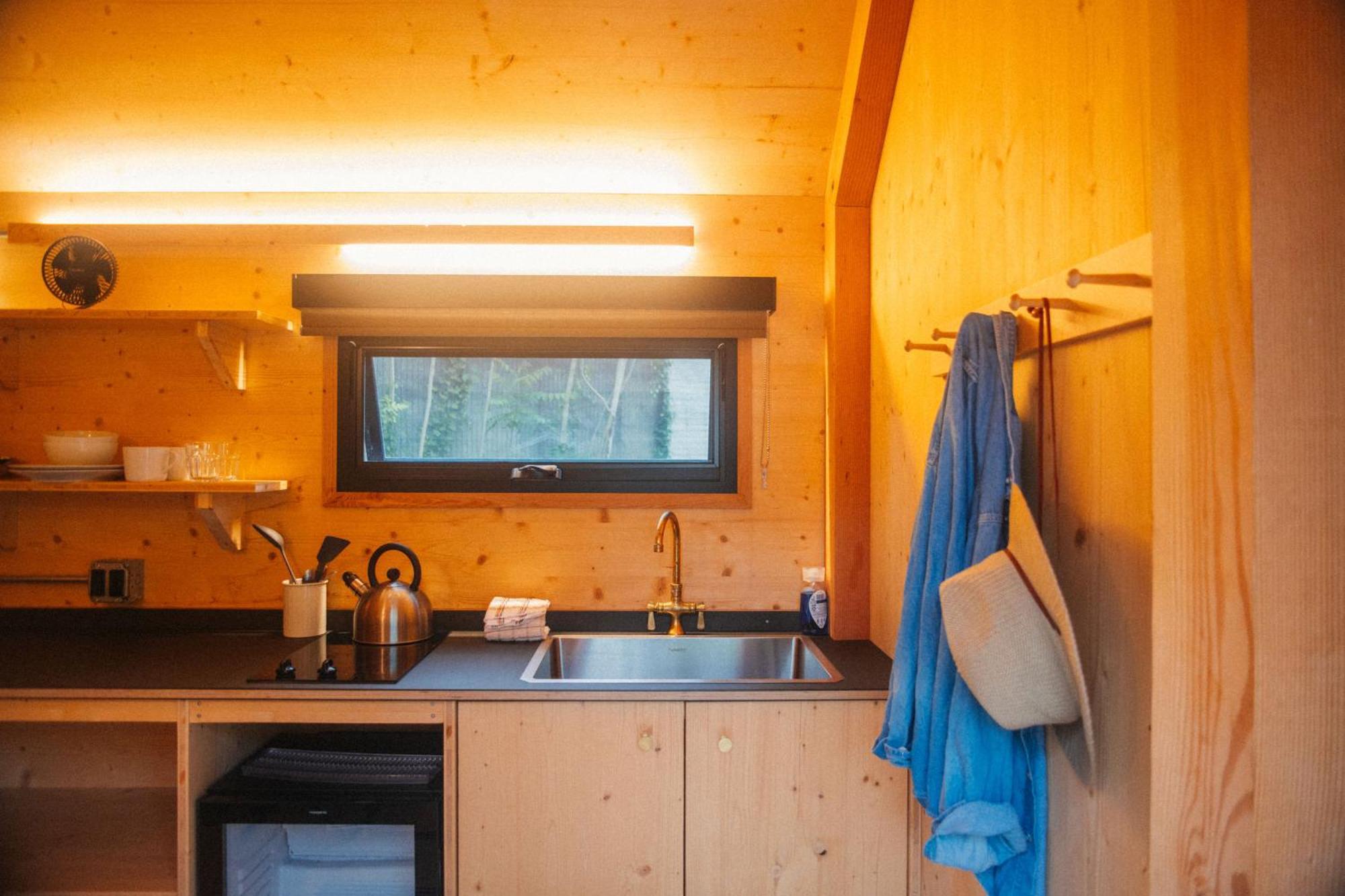Johnson'S Beach Cabins And Campground Герневилл Экстерьер фото